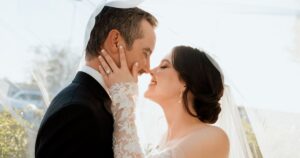 Arizona wedding venue, Arizona wedding photographer, Mesa wedding, Mesa wedding photographer, Elegant Mesa Wedding at Aldea Weddings at the Landmark