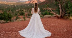 Arizona elopement, Arizona elopement photographer, outdoor Arizona wedding, Sedona wedding