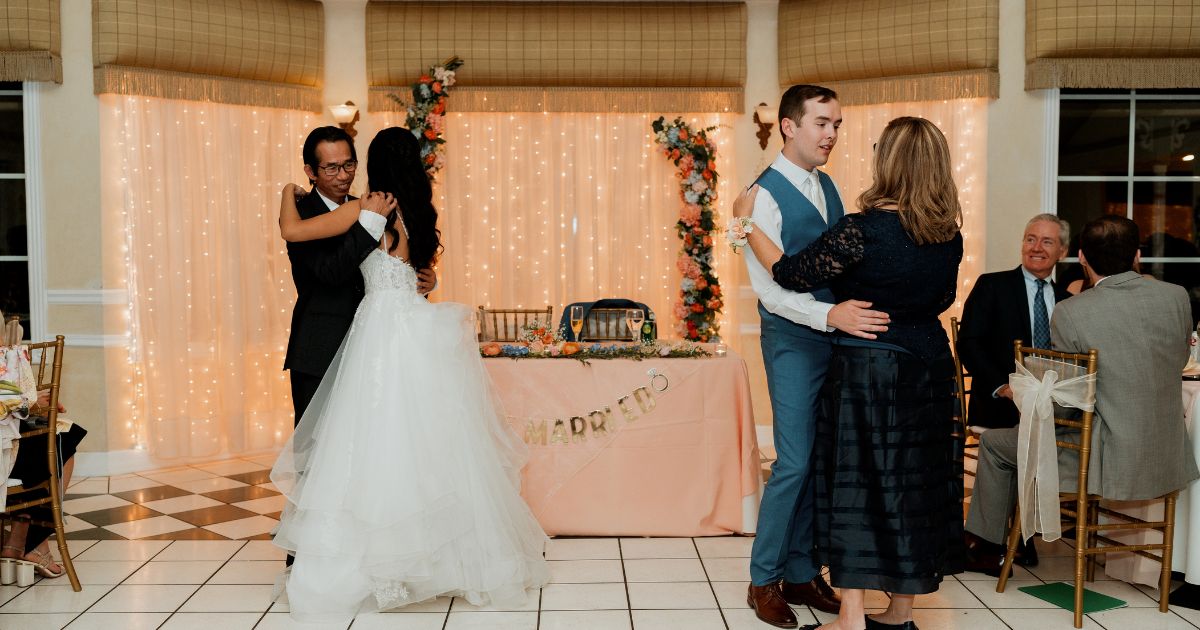 A bride and groom at their reception at the Wright House in Mesa, AZ